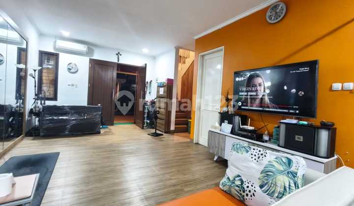 For Sale House in Nusa Loka Cluster Area, BSD City 2