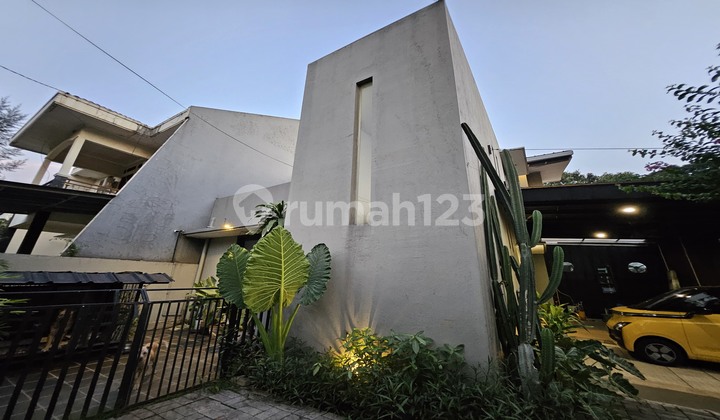 Dijual Rumah Hoek Kuldesak Bintaro Sektor 9