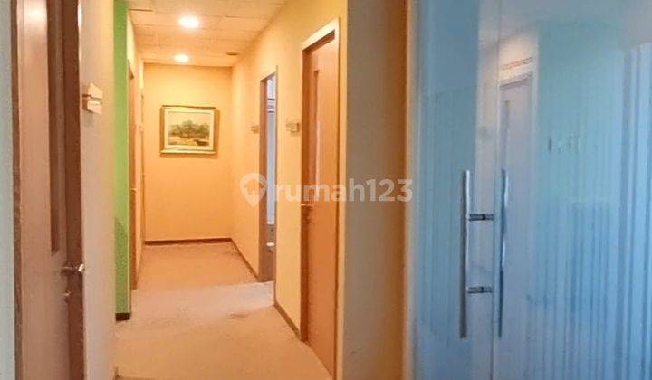 For sale ruang usaha atau gedung sangat strategis  4