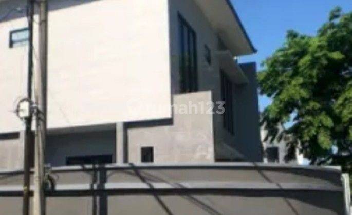 Jual Rumah 2 Lantai di Araya 2 Selatan 3,5 M 1