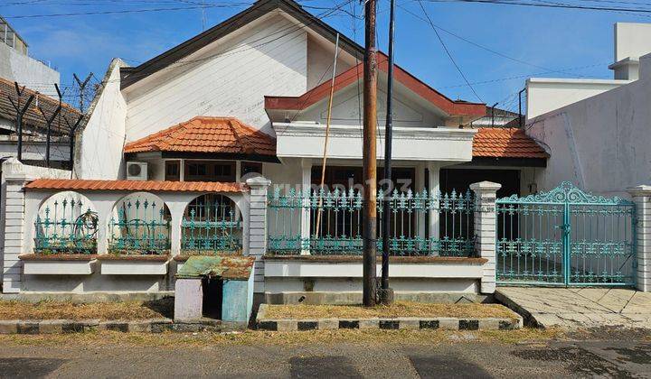 Jual Rumah di Dharmahusada Indah tengah 300m2, 5,5,M 1