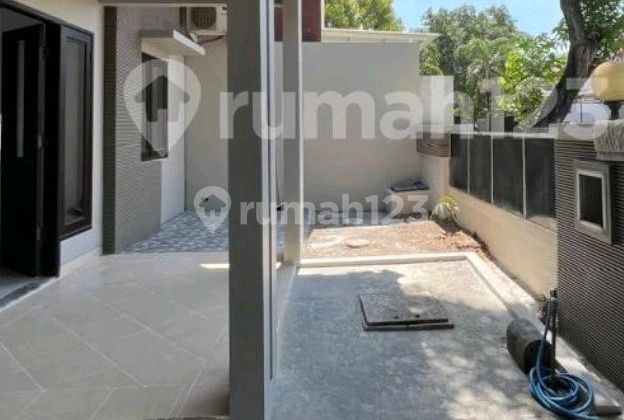 For Sale: Affordable Citraland West Surabaya House *Rent Deposit Will Be Deducted From New Renovation Price For Sale: Affordable Citraland West Surabaya House *Rent Deposit Will Be Deducted From New Renovation Price