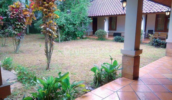 Dijual Rumah Belanda Terawat  Sayap Riau 2