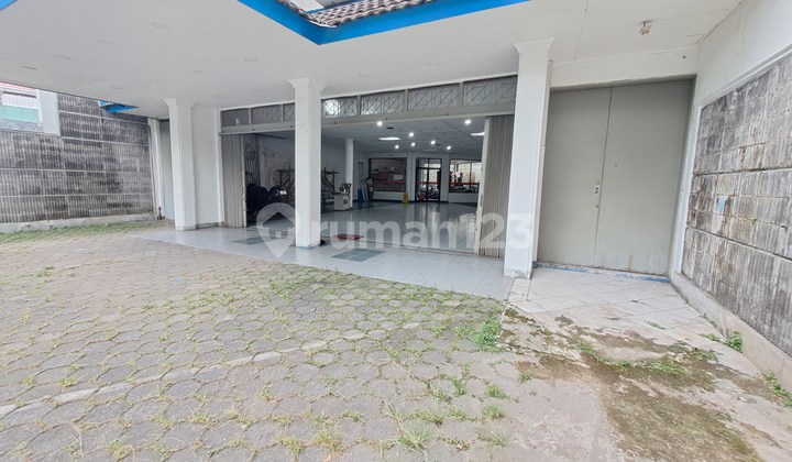 2-Story Shophouse on Main Road Pasteur Suitable for Showroom, Restaurant, Souvenir Shop, Travel Agency, Office 2-Story Shophouse on Main Road Pasteur Suitable for Showroom, Restaurant, Souvenir Shop, Travel Agency, Office
