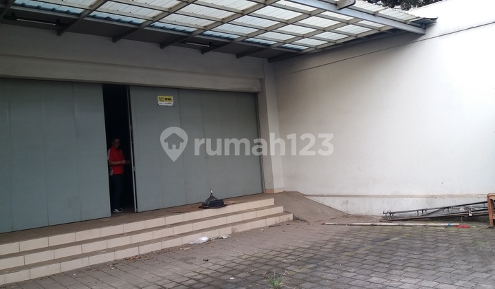 Ruko/ruang Usaha Mainroad Ahmad Yani Cocok Untuk Klinik, Kantor, Gym, Toko 2