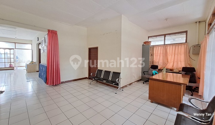 Wing House Bkr Suitable for Business Place, Boarding House, Showroom 2