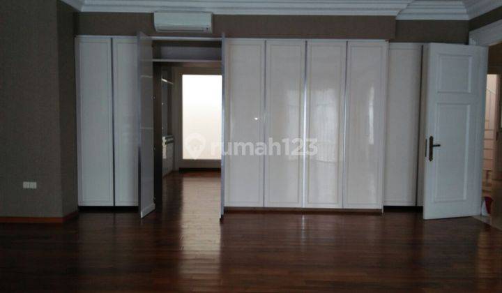 For Rent House At Senayan Kebayoran Jakarta Selatan 8