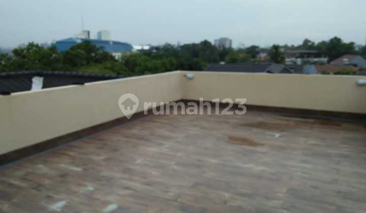 For Rent House At Senayan Kebayoran Jakarta Selatan 13