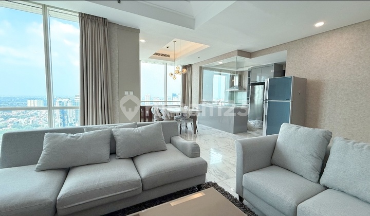 For Rent - Apartment The Peak Sudirman Newly Renovated 3 Bedrooms Jakarta Selatan