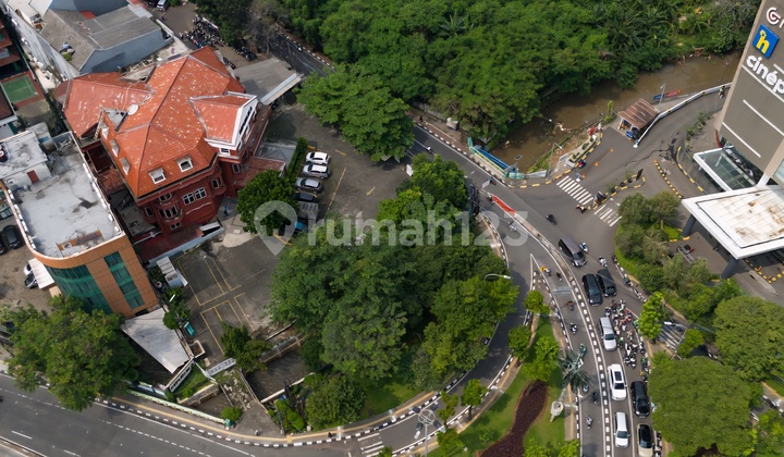 FOR SALE - PEJATEN 4-STORY BUILDING WITH BUSINESS AND COMMERCIAL PERMIT