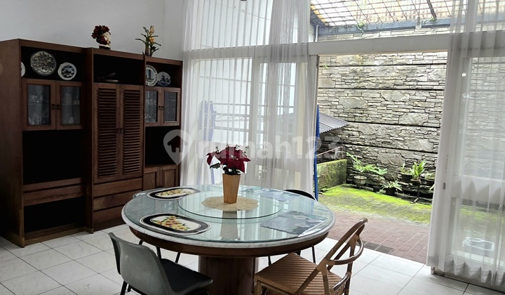 Sewa Rumah Nyaman Sayap Cipaganti