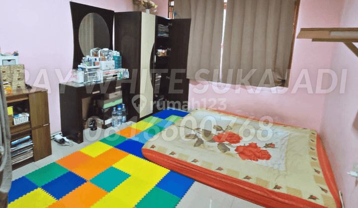 Jual Cepat!! Rumah Hokie Empat Kamar Tidur Batununggal  2