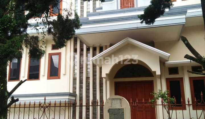 Dijual Rumah Setra Duta Best Price! Dijual Rumah Setra Duta Best Price!