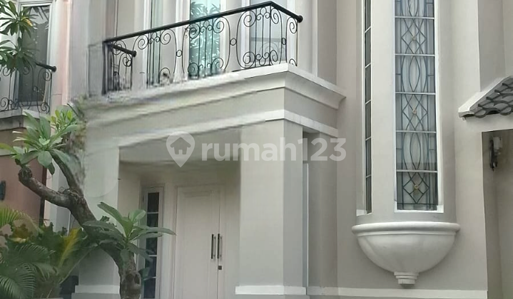 Rumah Bagus Ada Furnished Di Raffles Hills 1