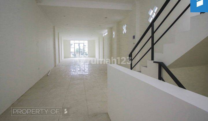 Ruko di Jl pungkur mainroad 1