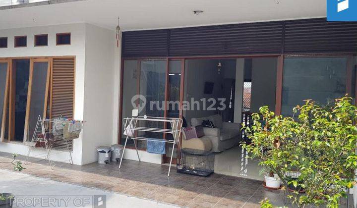 Rumah sumber sari 2 lantai murah