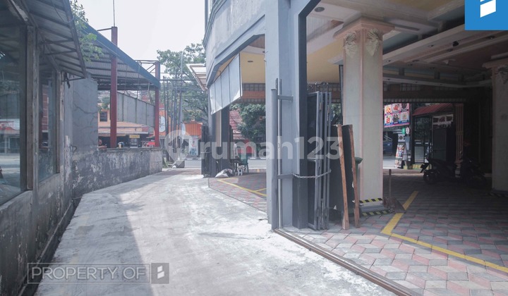 Ruko Mainroad Buah Batu Harga di Bawah Njop