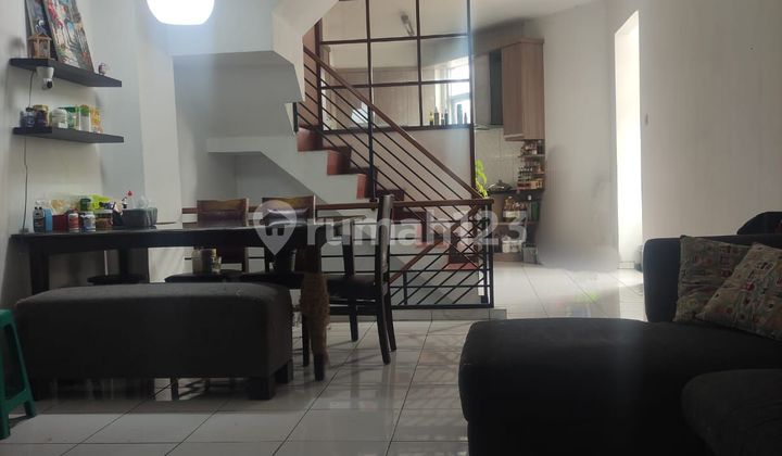 Ruko di Jalan pungkur Bagus strategis