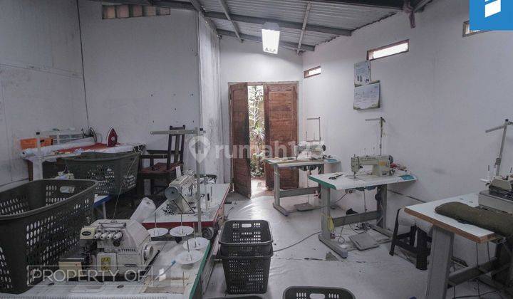 Dijual Rumah Luas di Mainroad Mekar Wangi 1