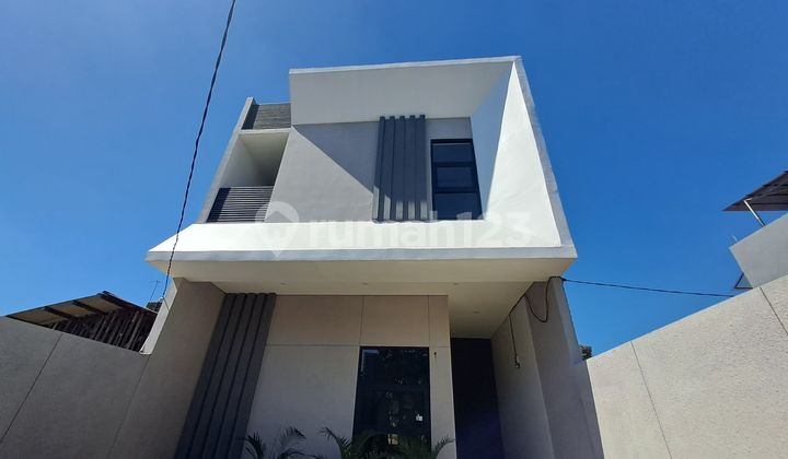 New 2-Story House in Turangga