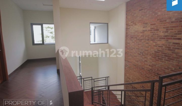 Rumah di Kota baru parahyangan view danau dan gunung Rumah di Kota baru parahyangan view danau dan gunung