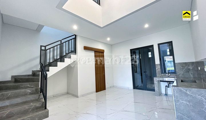 Luxury House Mekar Wangi Under 2 Billion