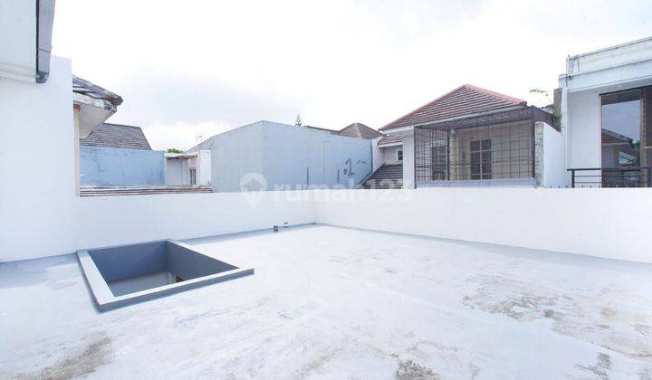 Rumah Semi Furnished SHM di Victoria River Park, Tangerang 2