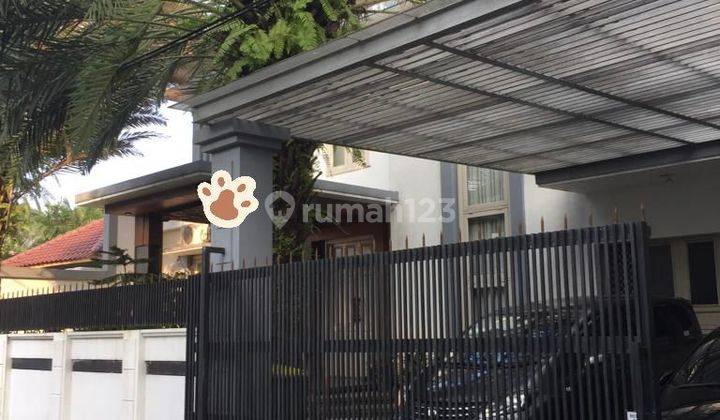 DIJUAL RUMAH MEWAH ADA POOL BAGUS STRATEGIS DI VETERAN BINTARO 1