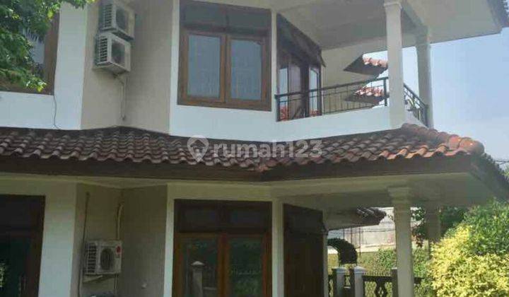 RUMAH SUDUT SIAP HUNI RAPIH BAGUS STRATEGIS DI VETERAN JAKSEL 1