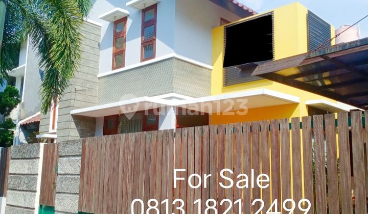 Jual Cepat Rumah Cantik 2Lt Strategis Dekat Tol di Bintaro Jaya Jual Cepat Rumah Cantik 2Lt Strategis Dekat Tol di Bintaro Jaya