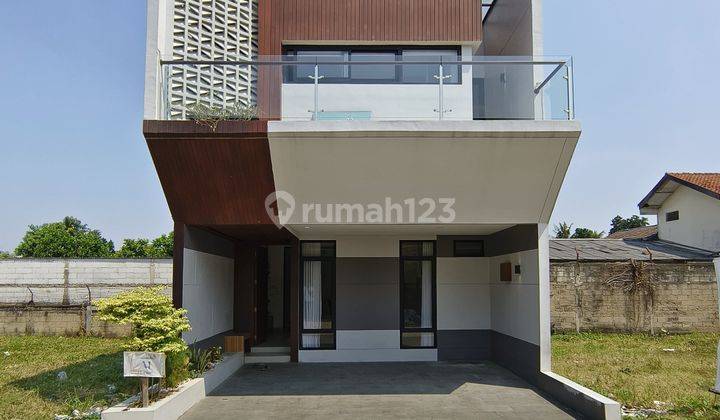 RUMAH BRANDNEW 2LT MEWAH TOWN HOUSE STRATEGIS DI PONDOK CABE 1