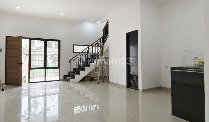 Rumah Brandnew 2lt Modern Minimalis Strategis Di Serpong 1