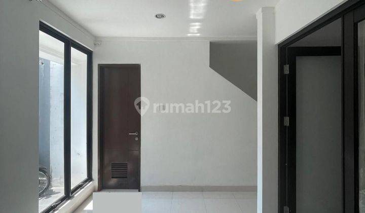 Rumah Brandnew 2lt Modern Minimalis Siap Huni Di Graha Raya 2