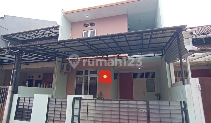 Rumah 2lt Siap Huni Bagus Sudah Renov Strategis Di Bintaro Jaya 2