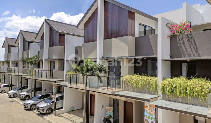 Rumah Baru Paling Keren Mewah 3Lt 2Carport Ada Rooftop di Bintaro