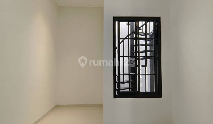 RUMAH BRANDNEW MODERN MINIMALIS LOKASI BAGUS STRATEGIS DI BSD CITY 2