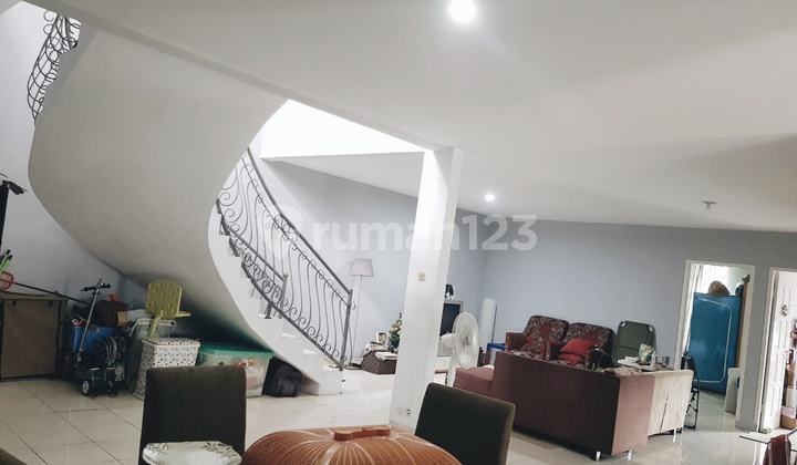 Spacious House by the Road SHM Cheap Sale Strategic Location in Bintaro Jaya 2