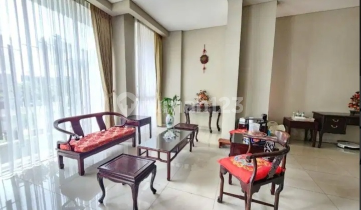 Rumah Mewah Cluster Baru Premium Area di Alam Sutera