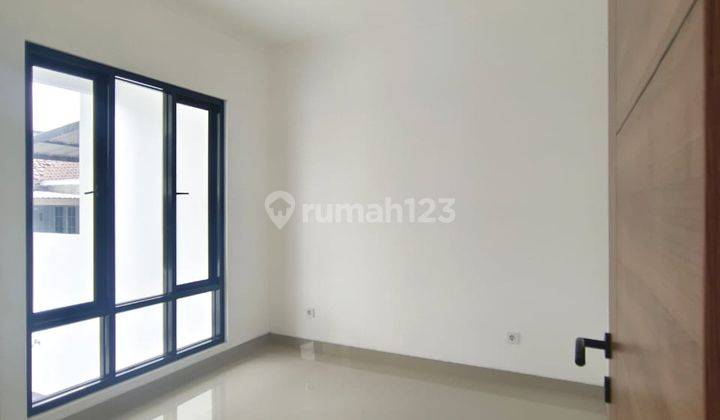 Rumah Siap Huni Baru 2lt Modern Minimalis Di Villa Melati Mas 2