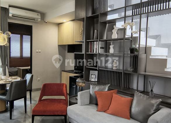 Rumah Cantik 2 Lantai Modern Minimalis Lingkungan Elite di BSD