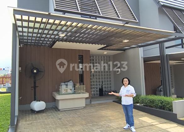 Rumah Cantik 2 Lantai Modern Minimalis Lingkungan Elite di BSD