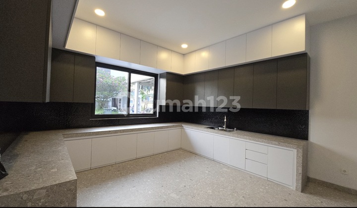 Brand New Luxury House in Alam Sutera with Private Elevator, 3 Floors, Corner Position 2