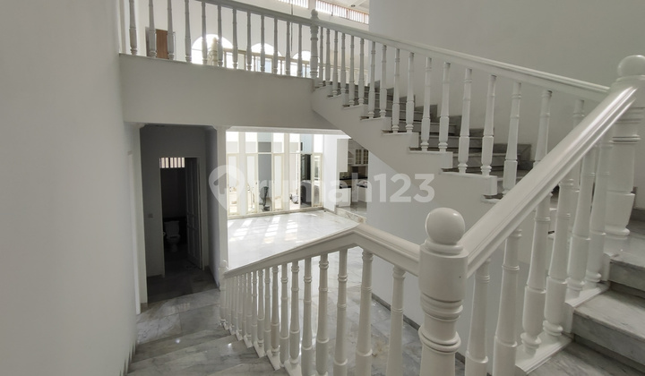 Rumah Permata buana 5 kamar tidur udah renov 1