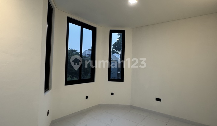 Prestigia Eminent BSD cluster house located near ICE and AEON Mall.