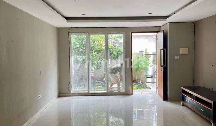 Rumah Muara Karang blok 10 2 lantai 3 kamar tidur siap huni nonfurnished