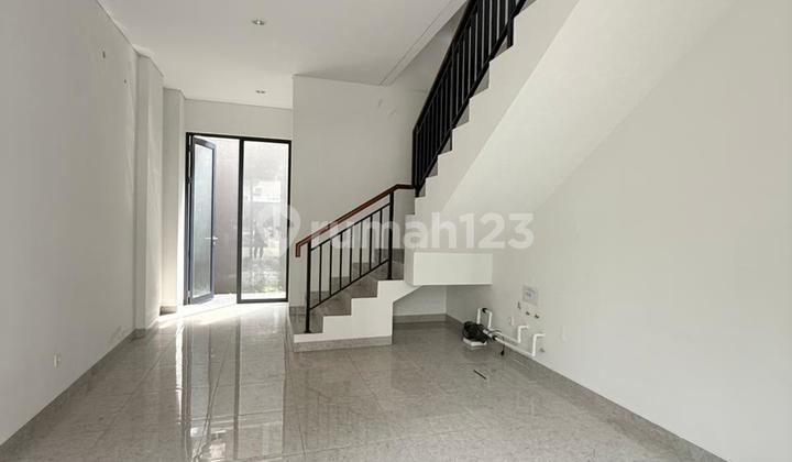 For Rent: Campton Shop House Near BSD Toll Gate Access 1