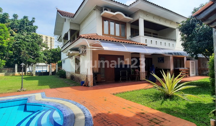 Luxurious and Lush 2-Story House Near Aeon Mall 2