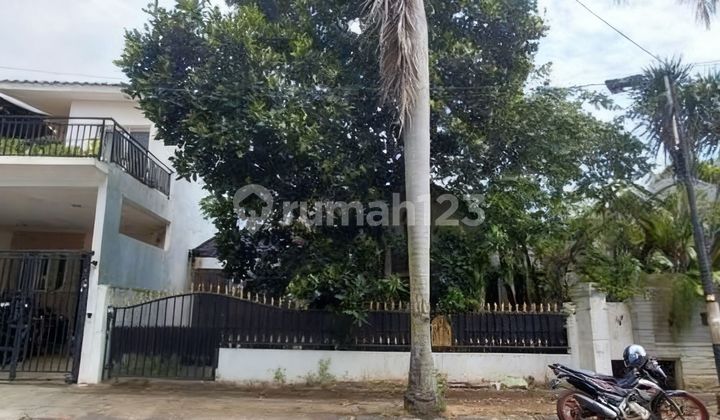 For Sale Auction Old House in Citra Garden 5 Housing Complex, Kalideres, West Jakarta