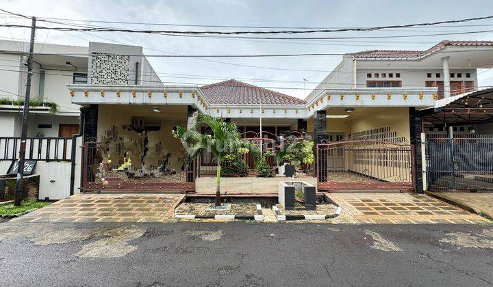 Rumah elegant siap huni dalam komplek besar 1