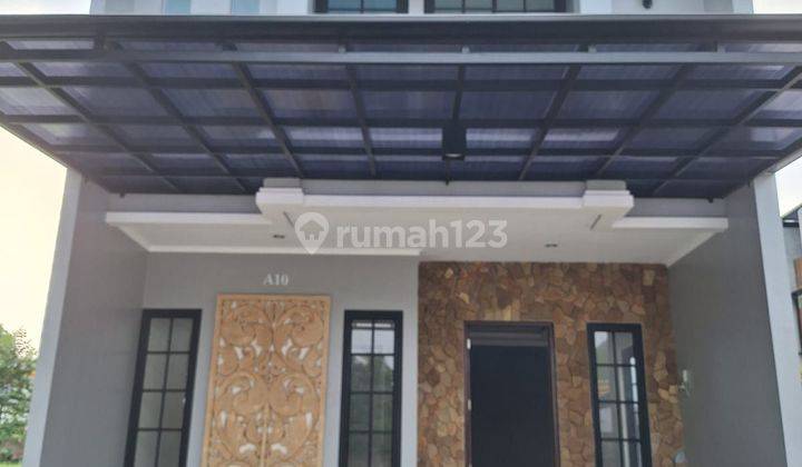 Rumah dua lantai design Klasik dan Modern, Ceger Jurang Mangu  1